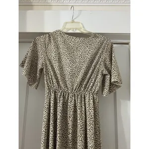 SHEIN Short Sleeve Leopard Print Long Maxi Dress Size XS 2 Teacher Modest Fun thumbnail 4