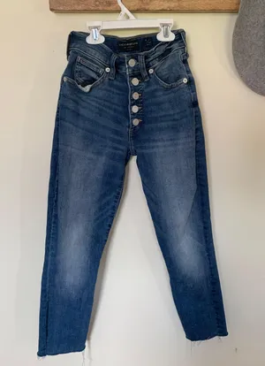 Lucky Brand Jeans thumbnail 1