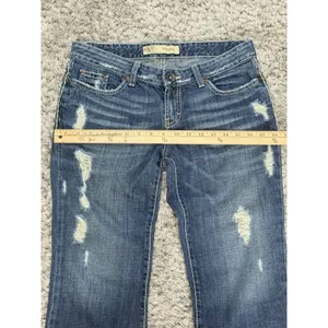 Buckle Women's BKE Sabrina Capri Destructed Dark Low Rise Blue Jeans Cropped Size 29 thumbnail 9
