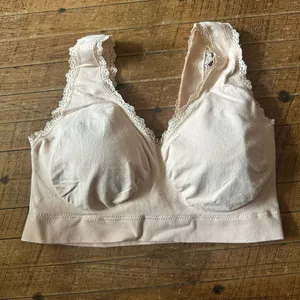 Envy Body Shop Wire-Free Seamless Pocketed Mastectomy bra thumbnail 3