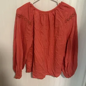 FREE WITH PURCHASE Old Navy Womens Shirt Medium thumbnail 2