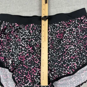 Under Armour Running Shorts Womens Large Black Pink Print 3 In Lined HeatGear thumbnail 6