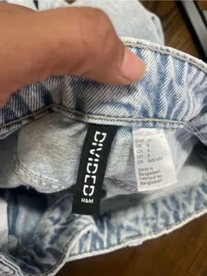 H&M Light Blue Flared Jeans with Raw Hem thumbnail 4