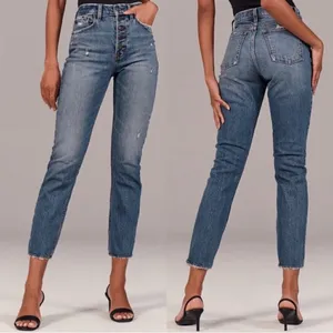 Abercrombie & Fitch Mom Jeans Women Size 10 Blue High Rise Distressed Button Fly thumbnail 2