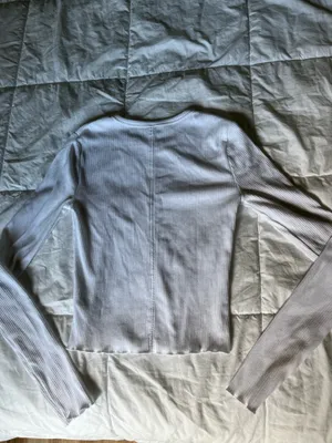 Arizona Jean Co. Long sleeve White Crop Top thumbnail 2