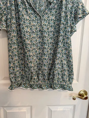 Max Studio Green and Cream Floral Peasant Blouse thumbnail 4
