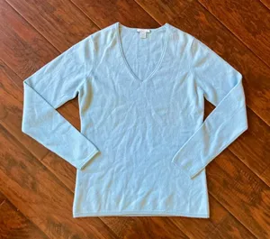 Elegant CASHMERE top 🌷 Size M thumbnail 1