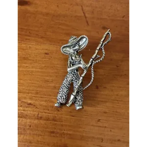 Vintage Silver Tone Mexican Vaquero Brooch Sombrero Cowboy Figural Pin thumbnail 2