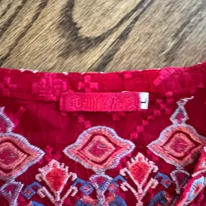 Johnny Was Long Sleeve Tunic Lightweight Red Embroidered Large V Neck Floral thumbnail 3
