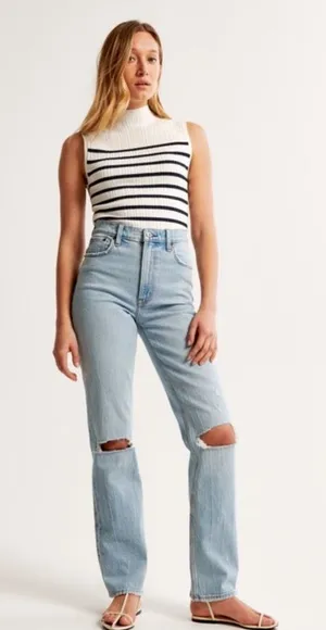 Abercrombie 90s Ultra High-Rise Straight thumbnail 1