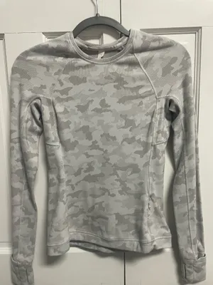 Lululemon grey camo top  thumbnail 1