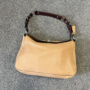 Y2K Vintage Coach Chelsea Pebble Leather Tan Turnlock Shoulder Bag 8A38 thumbnail 2