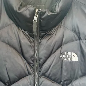 The North Face Women’s 550 Black Insulated Puffer Jacket - Size: Large thumbnail 6
