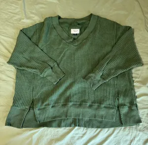 American Eagle Sweater thumbnail 1