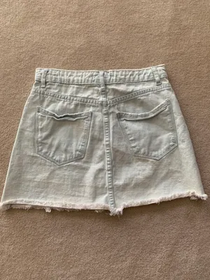Forever 21 Denim Mini-Skirt thumbnail 2