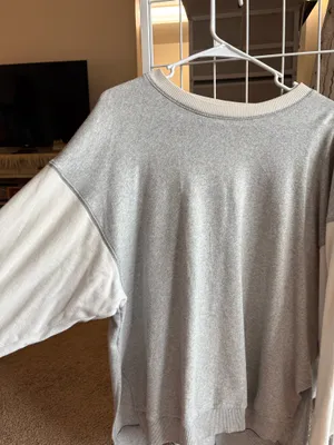American Eagle Sweatshirt thumbnail 2