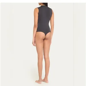 SKIMS Essentials Sleeveless Crewneck Bodysuit NWT Onyx XXS/XS Sold Out Slimming thumbnail 3