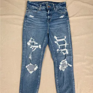 American Eagle Curvy Hi-Rise Jegging Jeans Womens Size 4 Medium Wash Distressed thumbnail 4