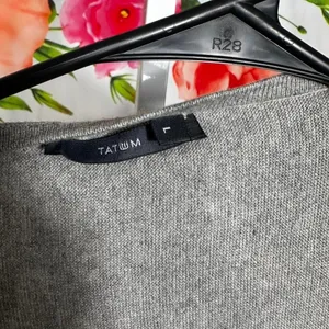 S11. Tatum cardigan Size large thumbnail 2