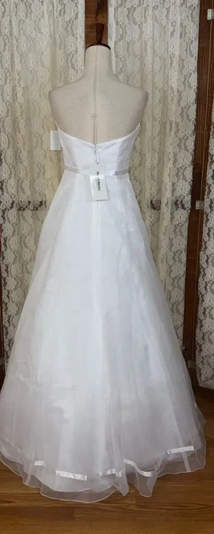 Pretty NEW Vintage Y2K David’s Bridal Organza Wedding Gown thumbnail 1