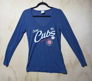 Chicago Cubs Long Sleeve Shirt Women’s Medium Blue‎ MLB 2016 World Series Tee thumbnail 1