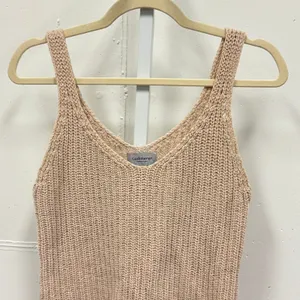 Cashmeren Women's Beige Knit Tank Top V-Neck Sleeveless Ribbed Minimalist Summer thumbnail 3