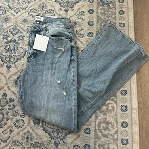 Stevie High-Rise Relaxed Pistola Flare Jeans thumbnail 1