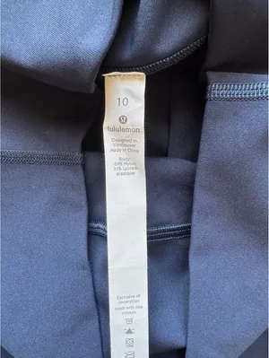 Lululemon Wunder Under High Rise 28” Full On Luxtreme, True Navy Size 10 NWT thumbnail 6