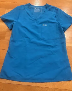 Figs Size Extra Small (XS) V-Neck Scrub Top with Chest Pocket thumbnail 1