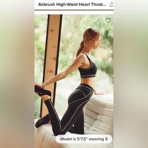 ALO Yoga NWT Airbrush High Waist Heart Throb Leggings Black White Size L thumbnail 5
