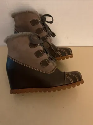 UGG women brown suede leather platform wedge Alasdair boots US 6.5 thumbnail 3