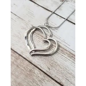 Double Heart Pendant Necklace Silver Tone - Brand New thumbnail 2