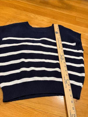 Moon & Madison striped sweater vest size large . thumbnail 5