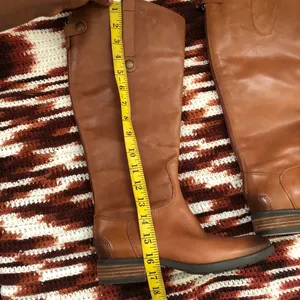 Sam Edelman Brown Cognac Leather Tall Knee High Penny Wide Calf Riding Equestrian Boots Size 6M #western #boho #indie Measurements in pics thumbnail 5