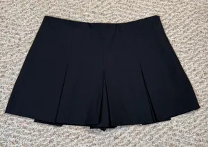 Zara Black Pleated Mini Skort Womens XS Preppy Schoolgirl Side Zip Shorts Skirt thumbnail 1