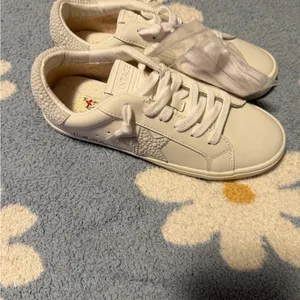 Vintage Havana White Pearl Star Sneakers - Perfect for Brides or Brides to Be thumbnail 2