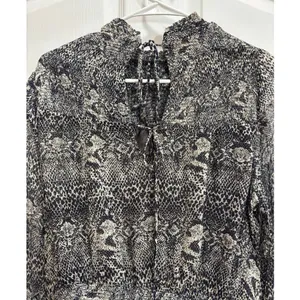 Free People Women S/P Roma Chiffon Snake Ruffle Long Sleeve Blouse Animal Print thumbnail 7