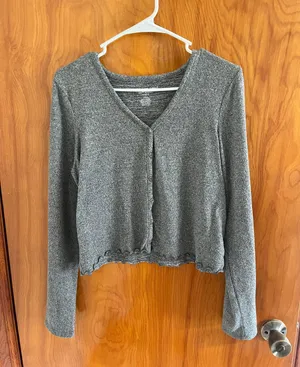 American Eagle Outfitters Long Sleeve thumbnail 1