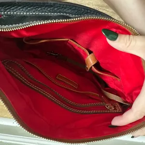 Dooney & Bourke Black Pebbled Leather Tote Bag Cognac Trim Shoulder Bag thumbnail 10