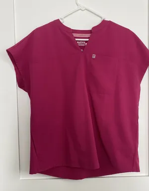 Fabletics Scrub Set thumbnail 1