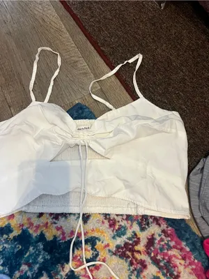 Abercrombie White Tie-Front Cropped Cami Top thumbnail 3