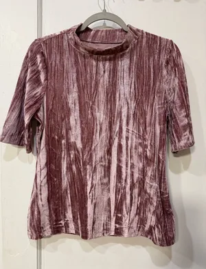 PILCRO ANTHROPOLOGIE Pink Crushed Velvet Mock Neck Top Shirt Blouse Size Med EUC thumbnail 1
