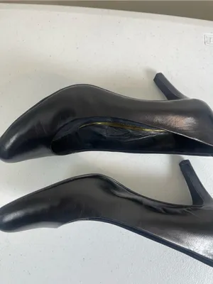 Lauren Ralph Lauren Black Leather Pointed Toe Heels thumbnail 12