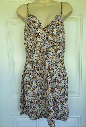Abercrombie & Fitch Twisted On the Top Floral Mini Strap Dress M thumbnail 1