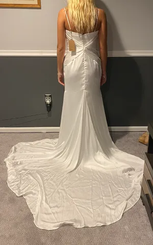 White Formal Dress Size 4 thumbnail 5