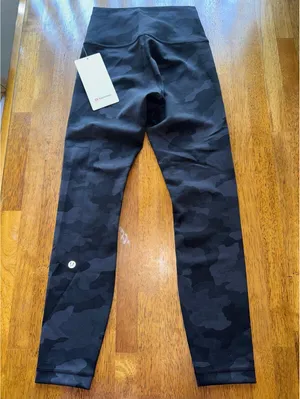 Lululemon Wunder Train High Rise 25” Heritage Camo Black Size 4 NWT [COPY] thumbnail 3
