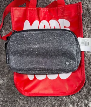 Lululemon Everywhere Belt Bag 1L metallic black thumbnail 1