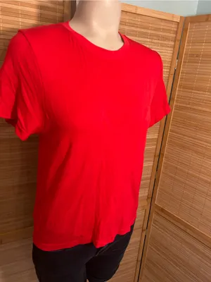 New balance vibrant red Crew Neck Short Sleeve T-Shirt athletic top woman’s M thumbnail 2