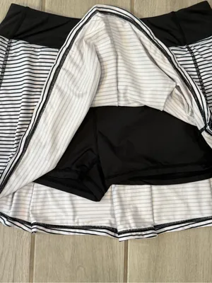 Kyodan Black & White Striped Tennis Skort thumbnail 3
