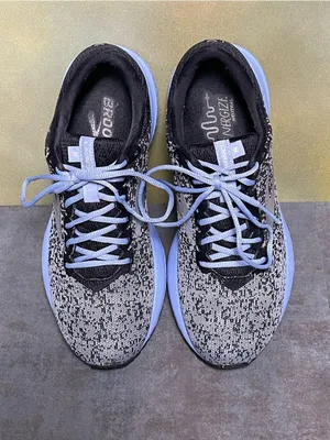 Brooks Launch 6 Women's Black/Gray/Blue Running Shoes Size 9B thumbnail 8